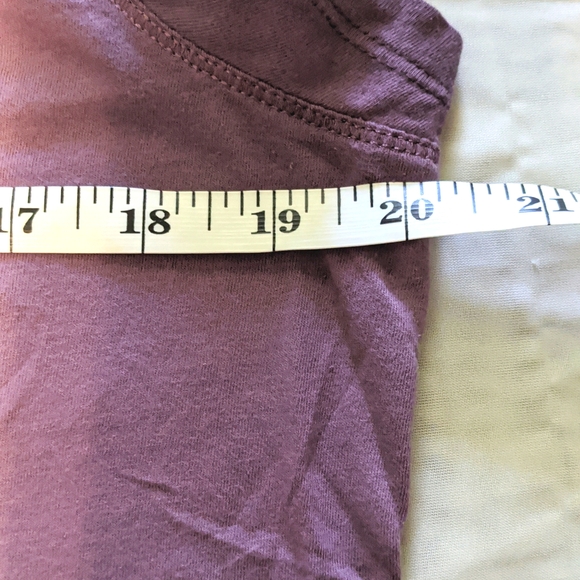 Eddie Bauer Women's Petite Shirt - Picture 5 of 7